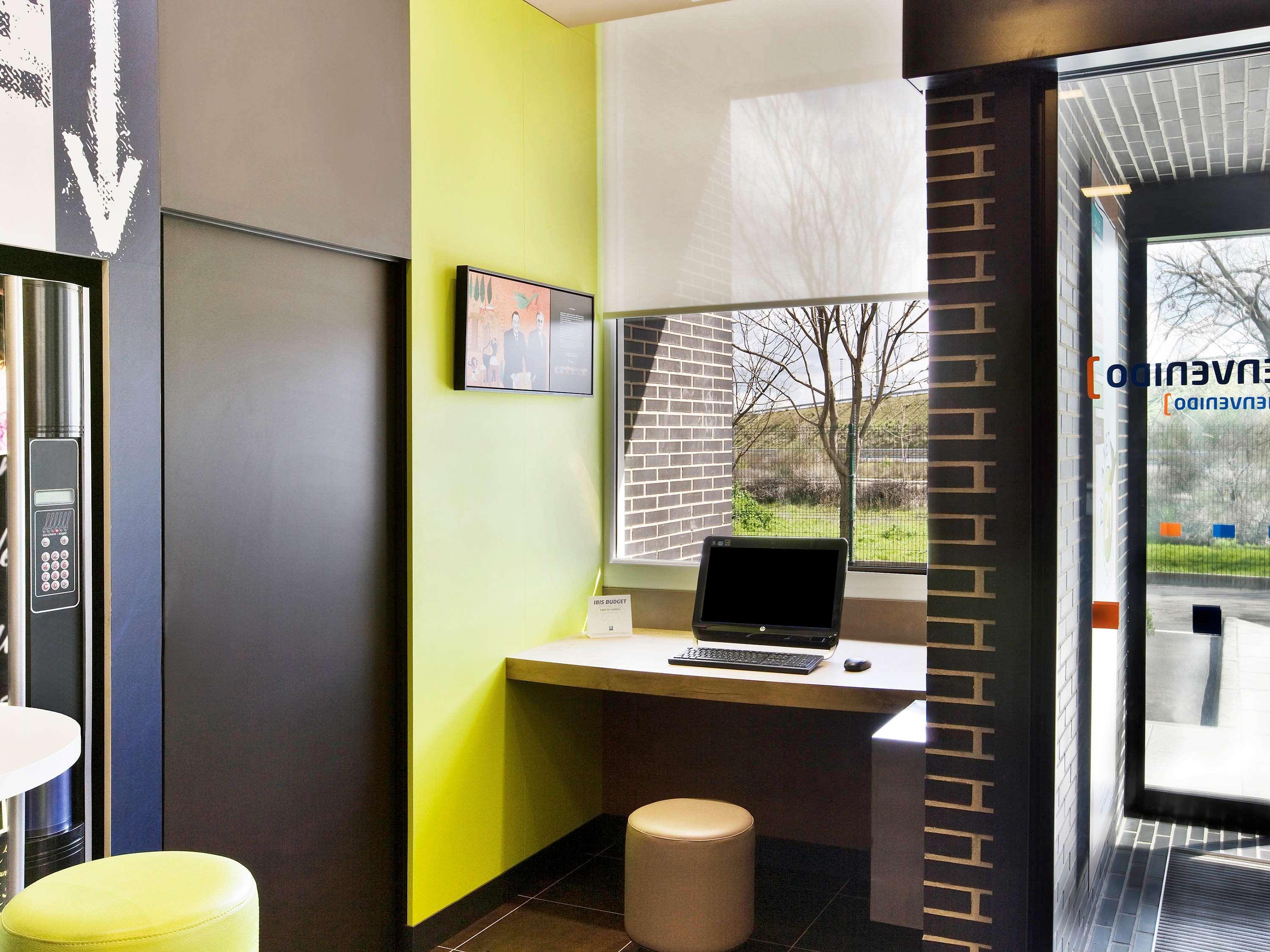 Ibis Budget Madrid Getafe Ngoại thất bức ảnh
